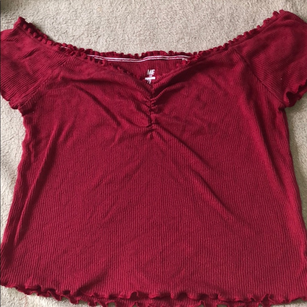|3 for 10|•Me to We cropped tee